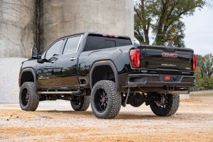 GMC Sierra 2500 HD Suspension Lift Kit - Rough Country - 7 Inch Lift Kit | NTD | M1 - '20-'25